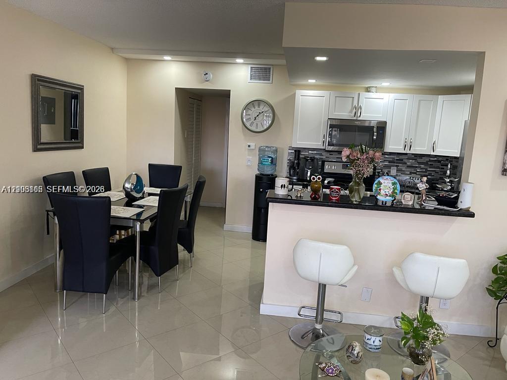 3200 NE 7th Ct # 306C, Pompano Beach FL 33062 photo 2