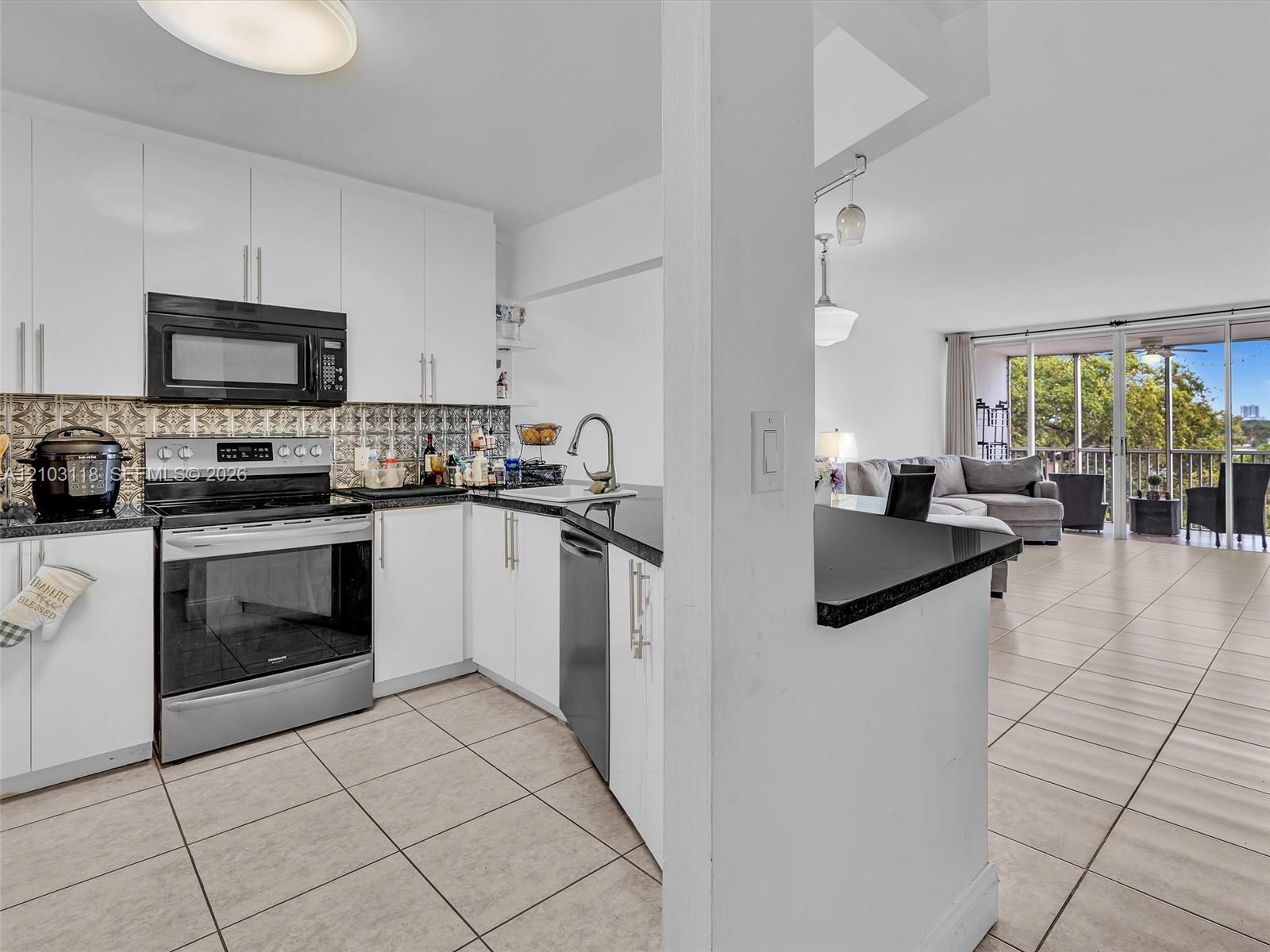 1780 NE 191st St # 2, Miami FL 33179 photo 3
