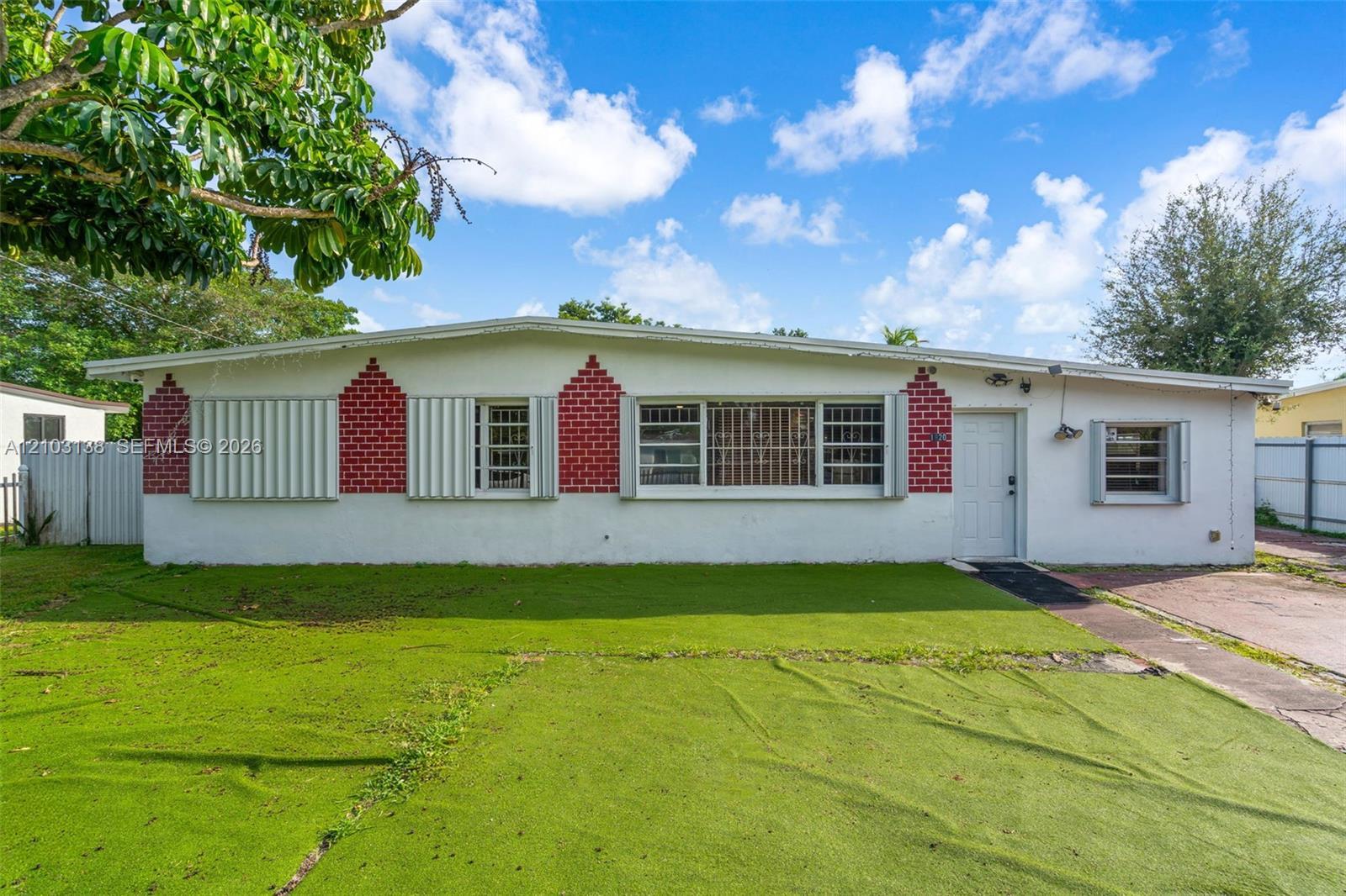 1920 NW 134th St, Miami FL 33167 photo 2