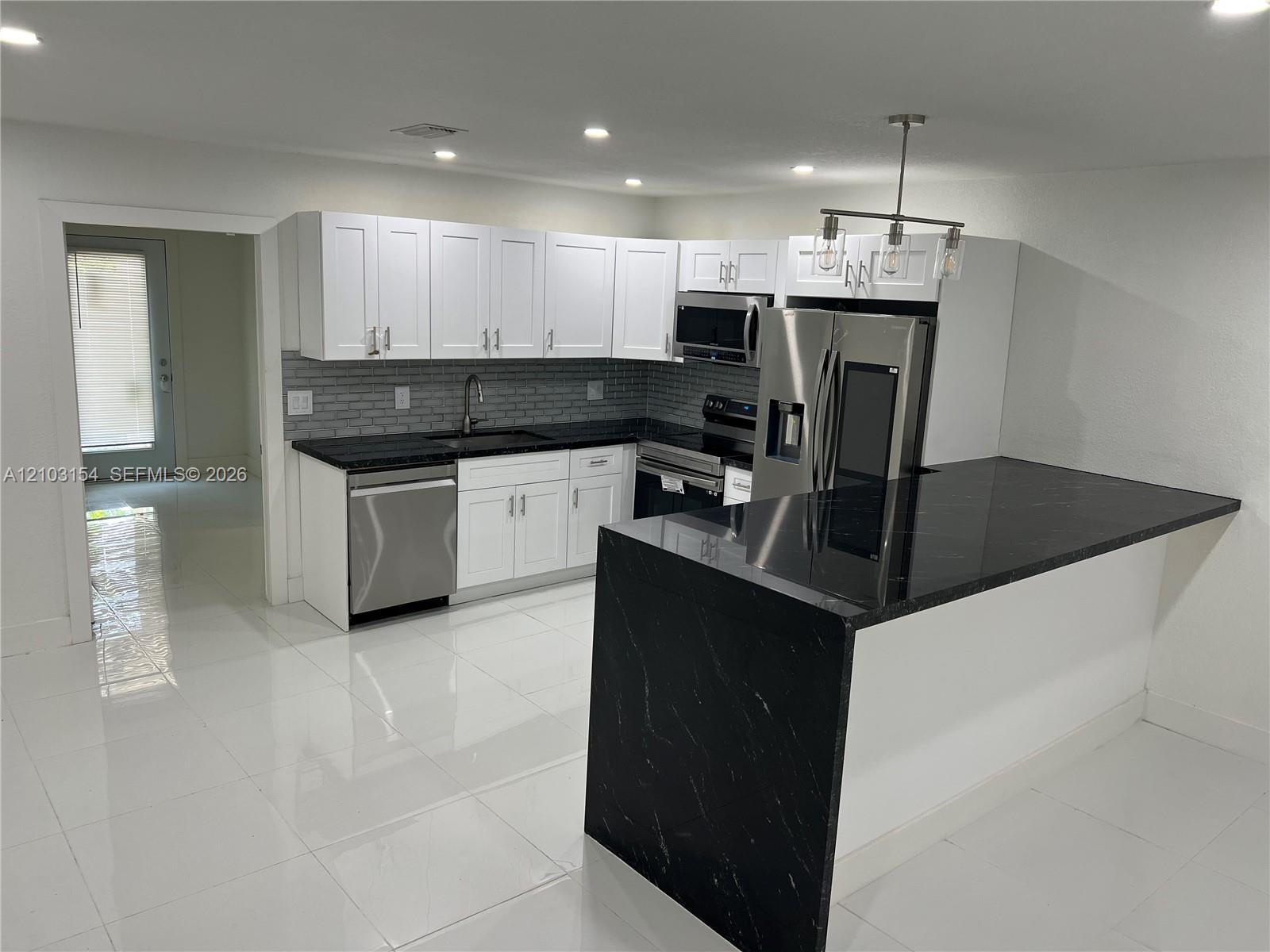 2014 NW 60th Ave # 2014, Lauderhill FL 33313 photo 3