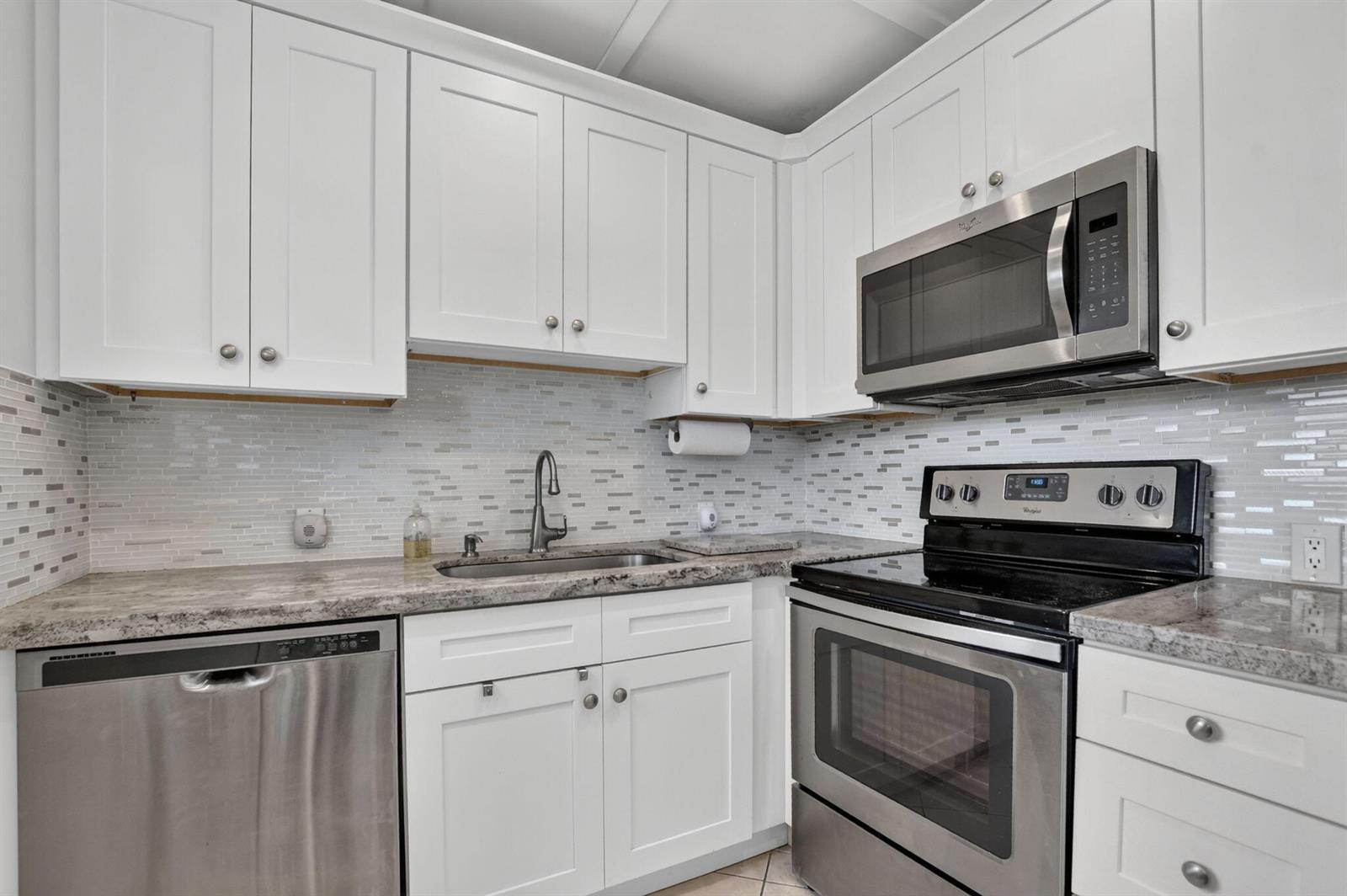 281 FANSHAW G, Boca Raton FL 33434 photo 5