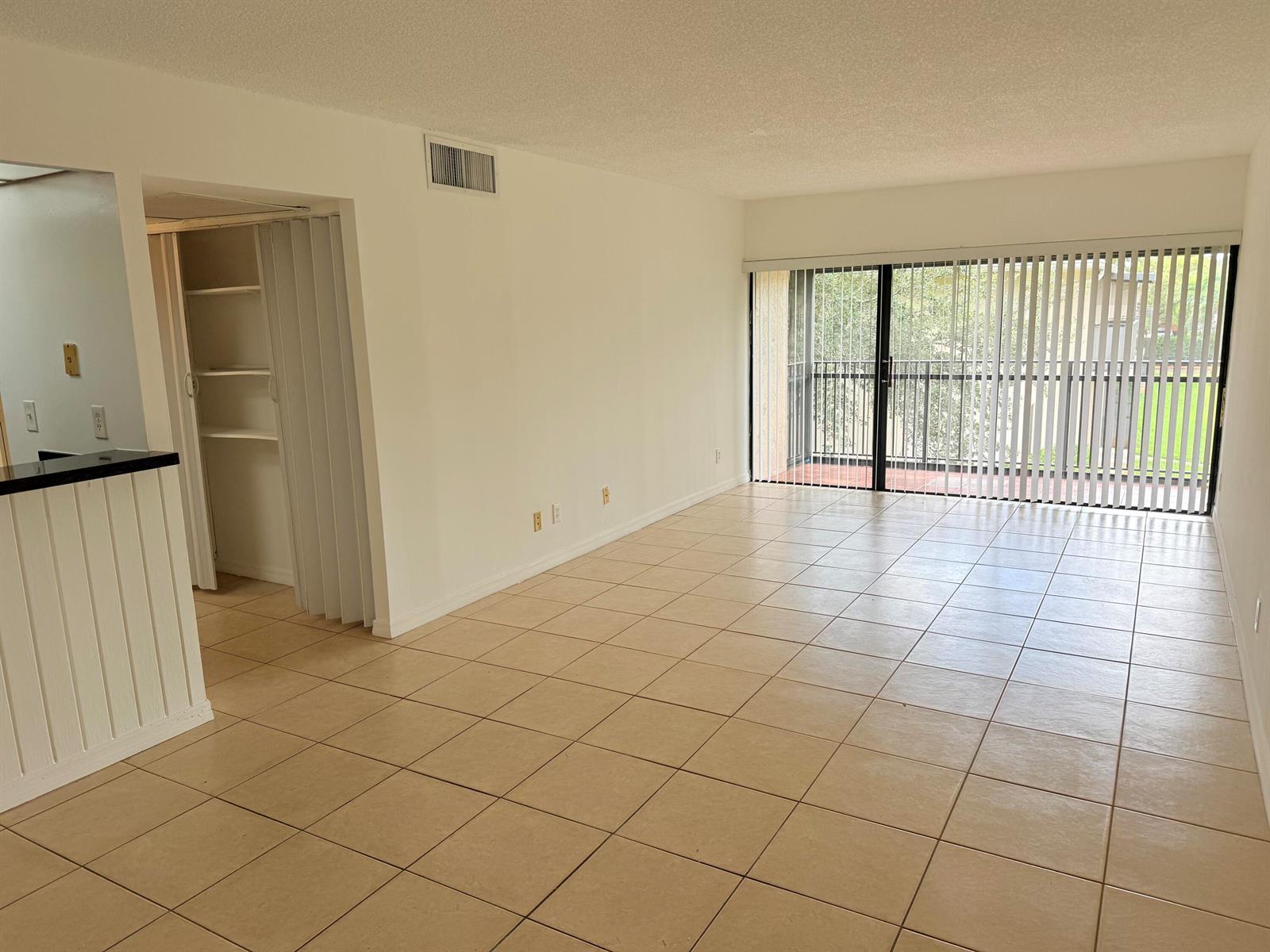 5981 WASHINGTON Street # 207, Hollywood FL 33023 photo 2