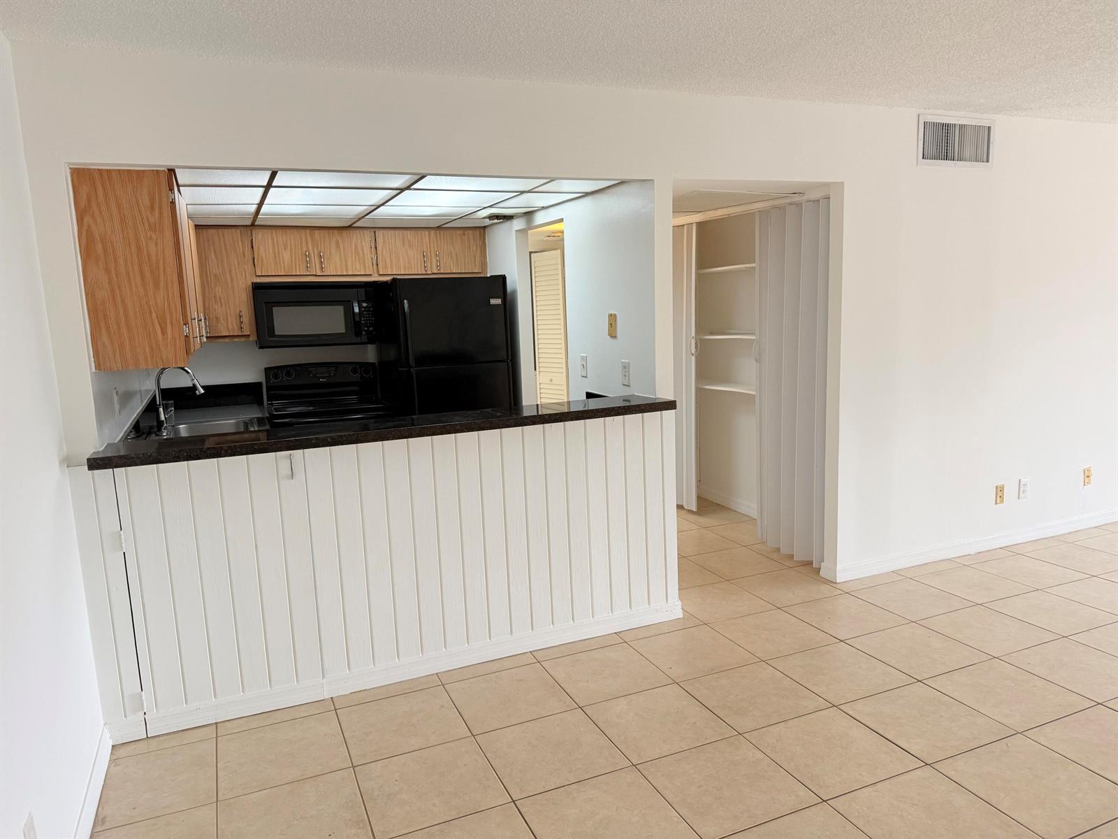 5981 WASHINGTON Street # 207, Hollywood FL 33023 photo 3