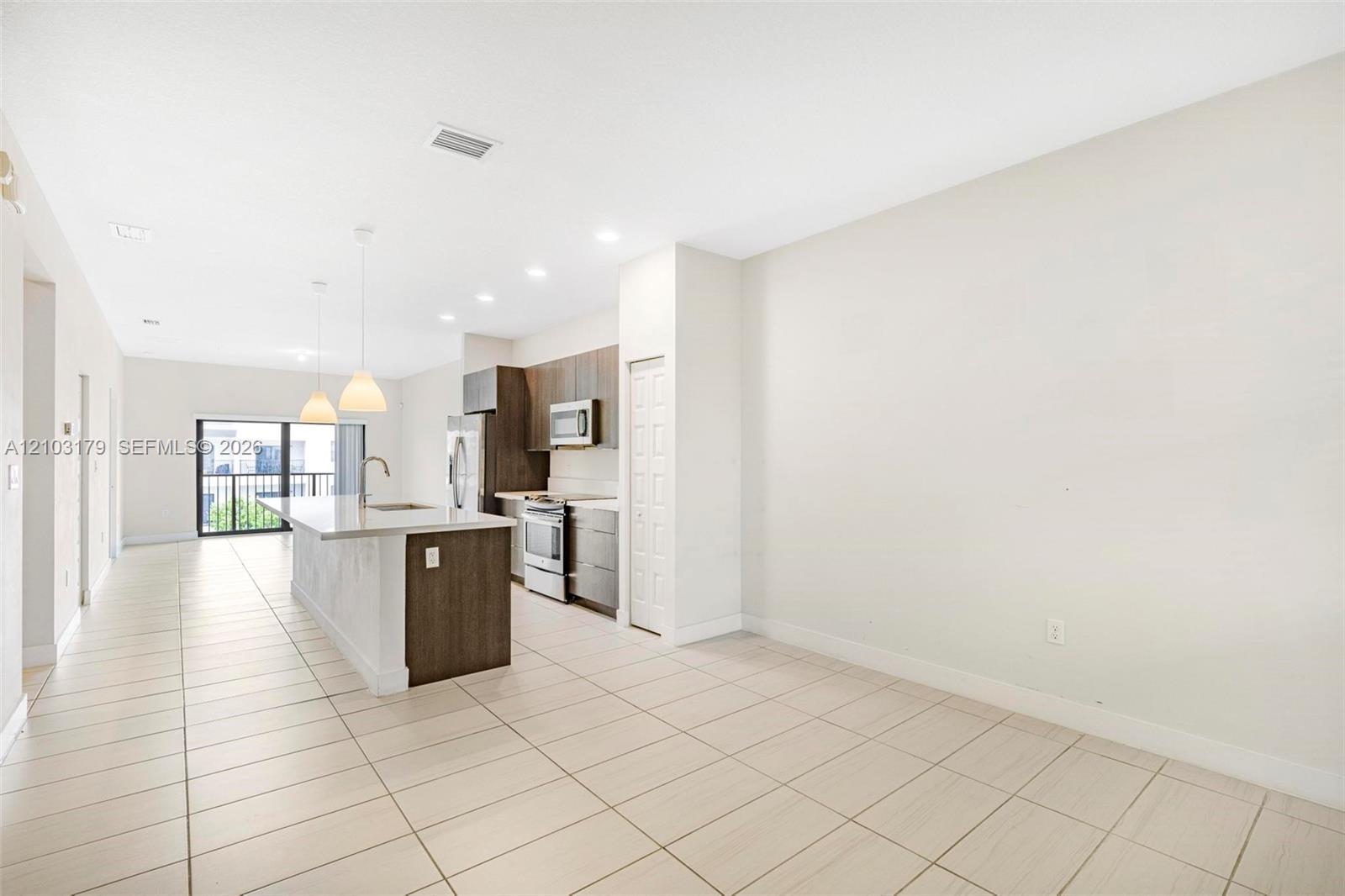 7865 NW 104th Ave # 33, Doral FL 33178 photo 5