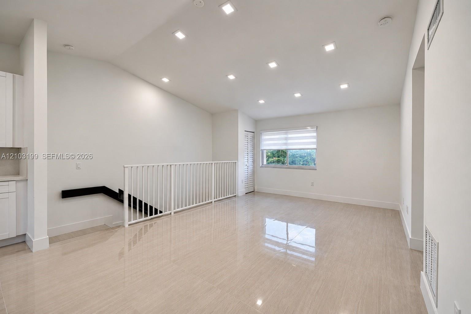 8039 Lake Dr # 205, Doral FL 33166 photo 5