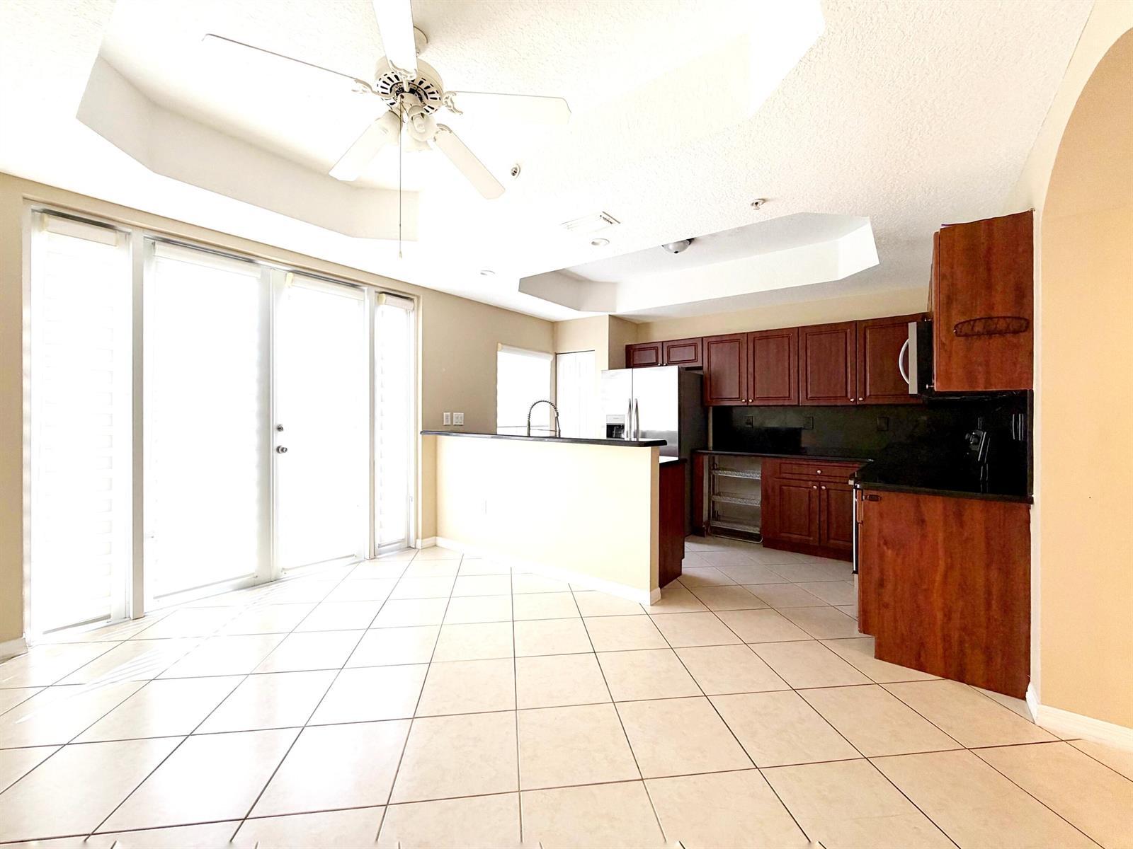 975 SW 143RD # 1507, Pembroke Pines FL 33027 photo 4