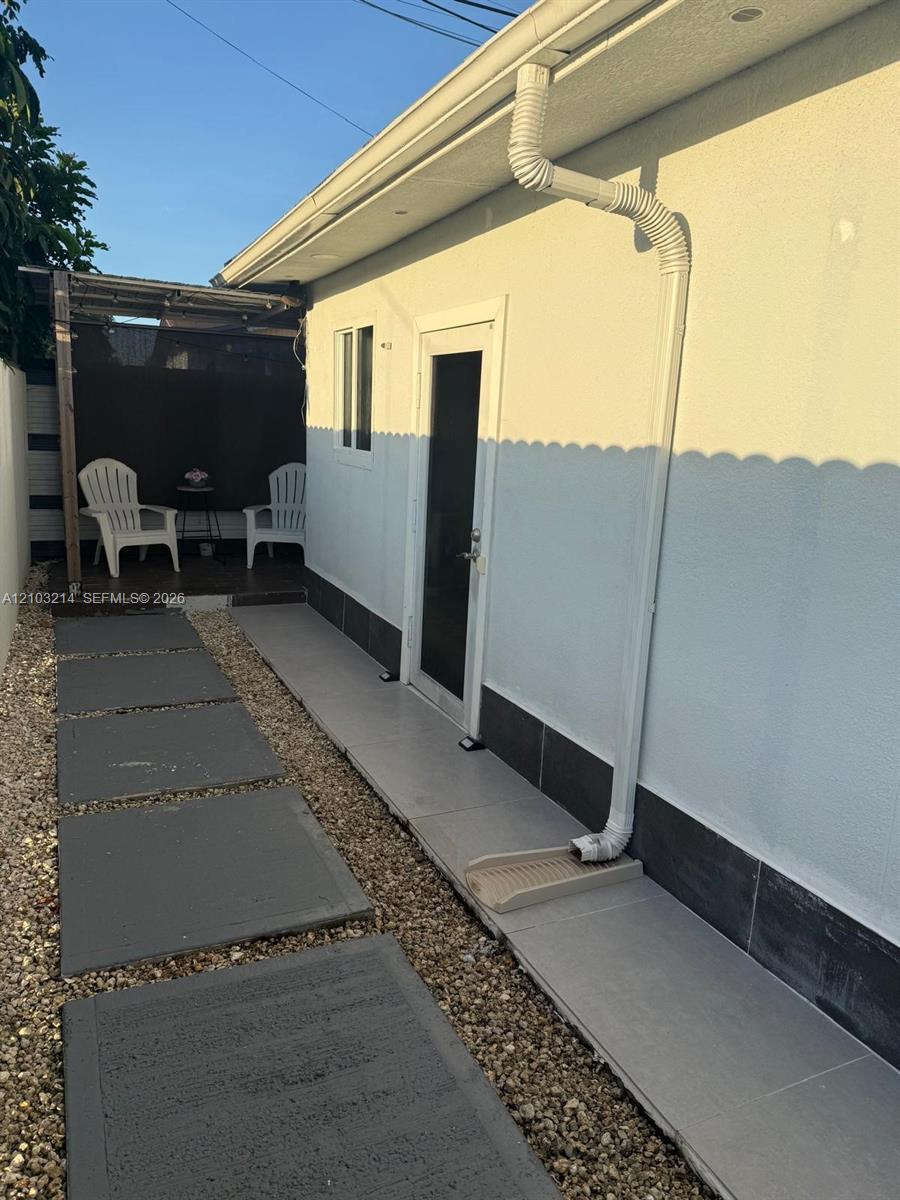 10450 SW 149th Ter # 1, Miami FL 33176