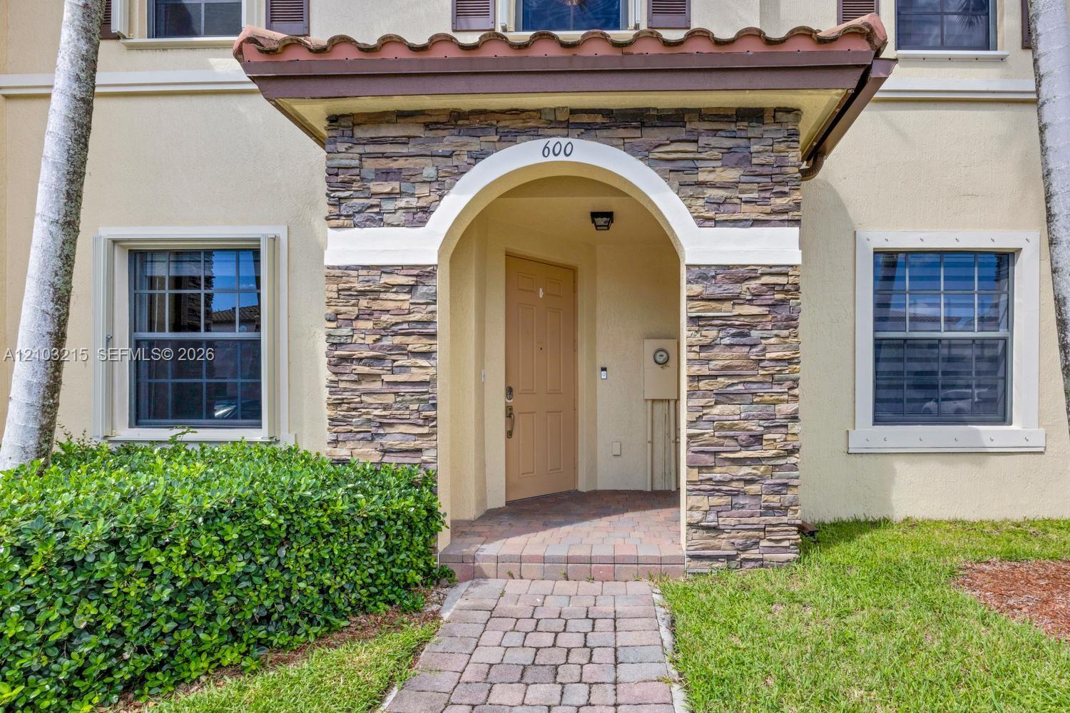 600 SE 32nd Ave, Homestead FL 33033 photo 5