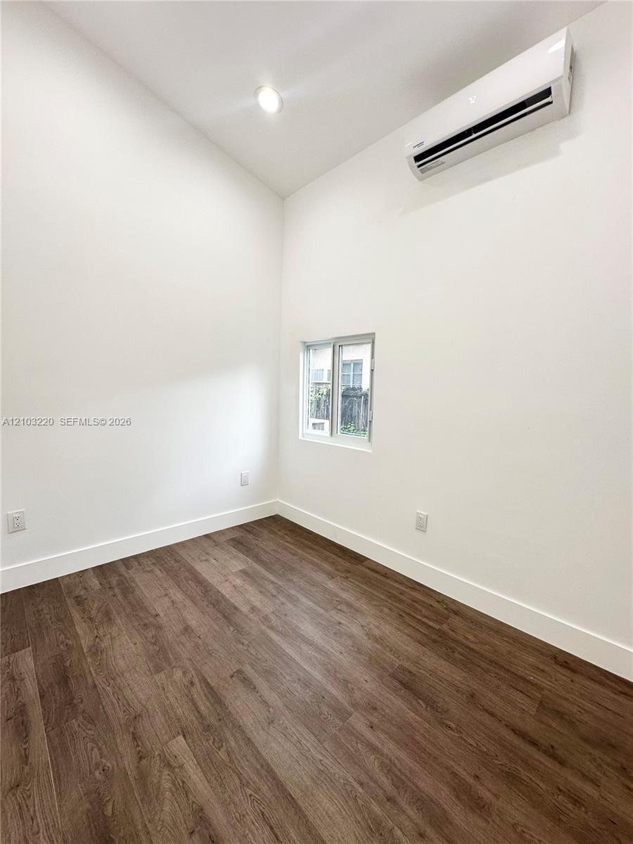 2126 NW 24th St # A, Miami FL 33142 photo 3