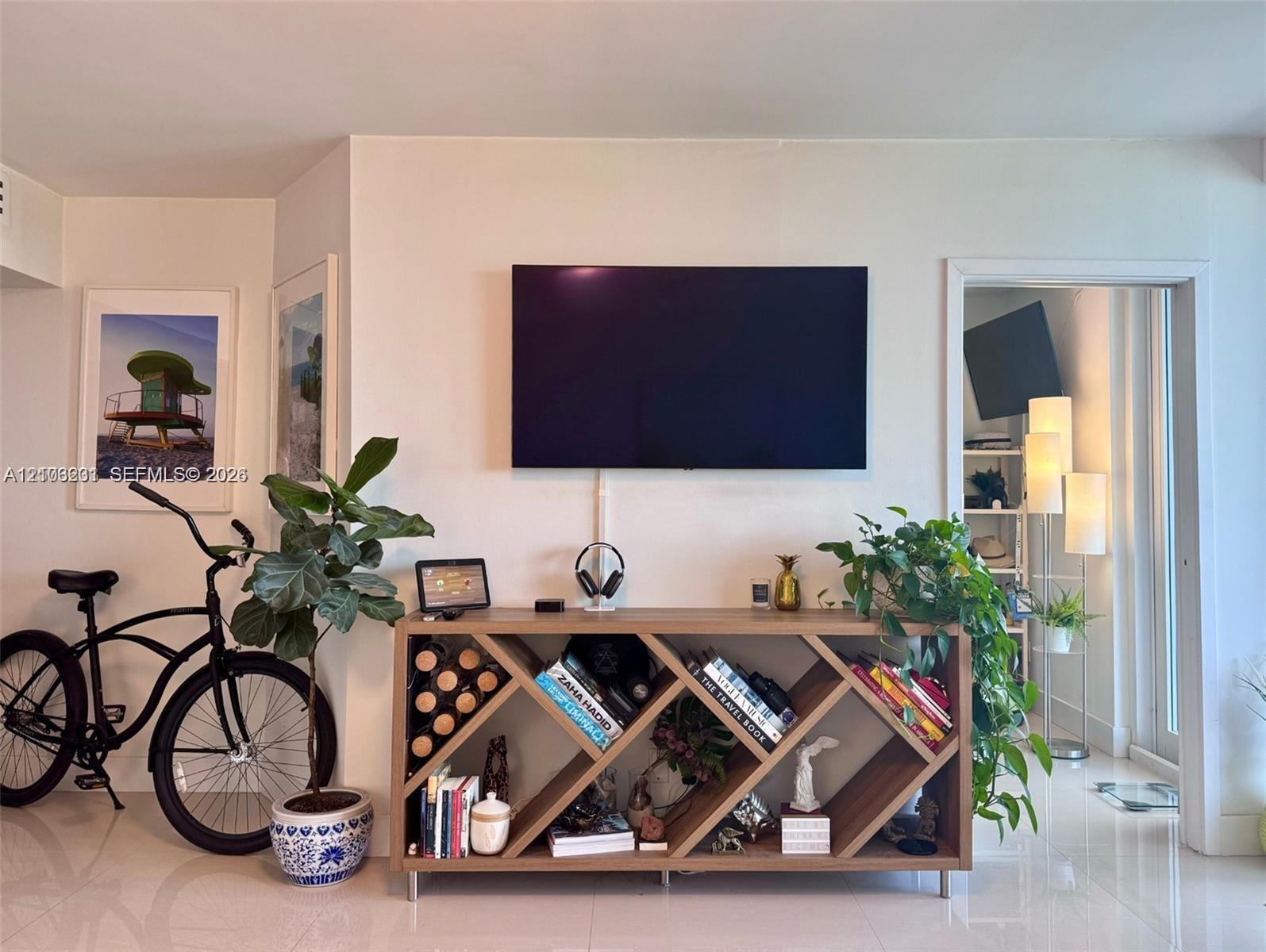5401 Collins Ave # 1229, Miami Beach FL 33140 photo 4
