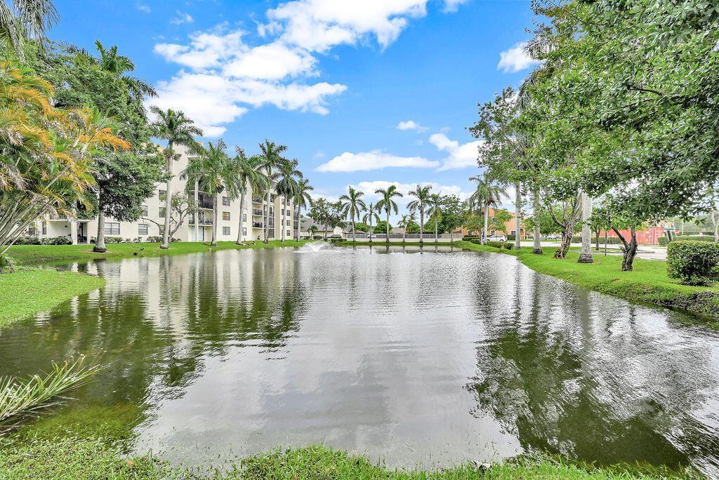 6190 Woodlands Boulevard # 107, Tamarac FL 33319 photo 4