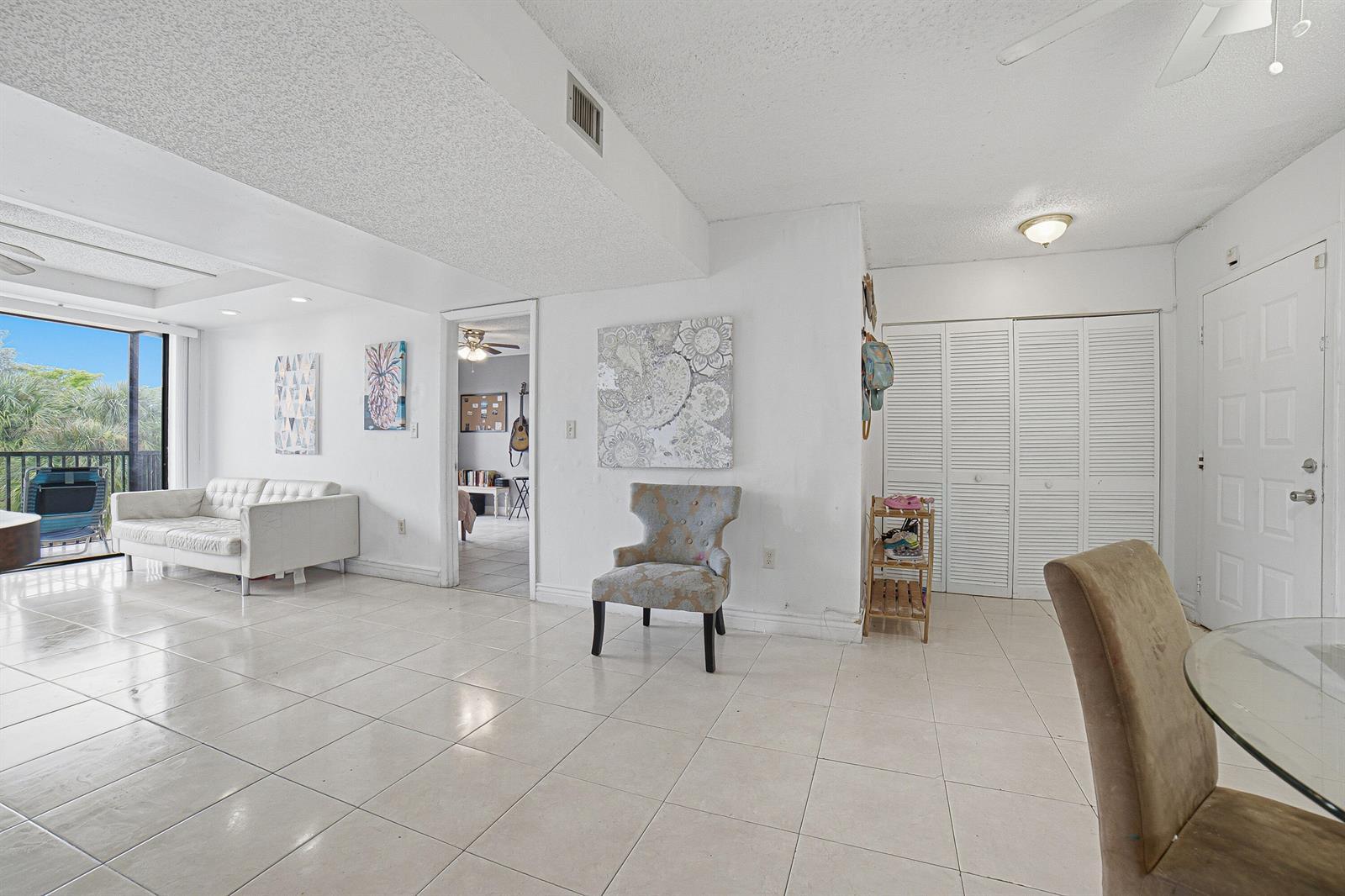 5530 NW 44TH Street # 309C, Lauderhill FL 33319