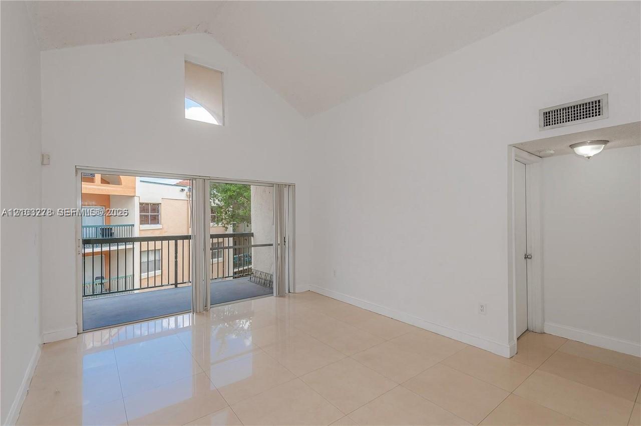 6292 NW 186th St # 305, Hialeah FL 33015 photo 2