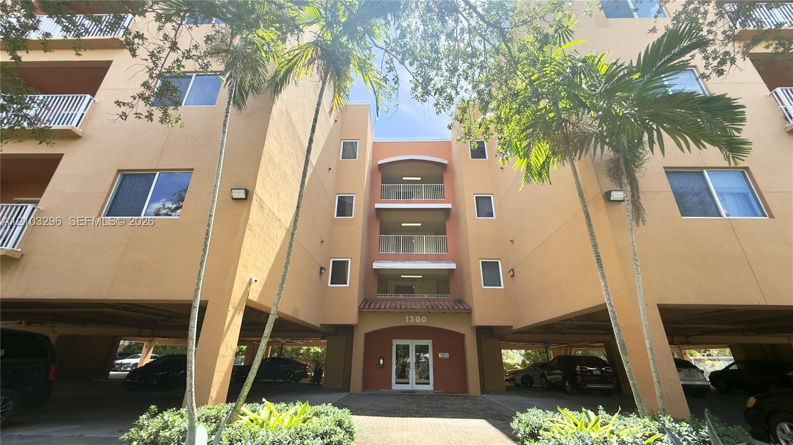 Miami, FL 33161 photo 3