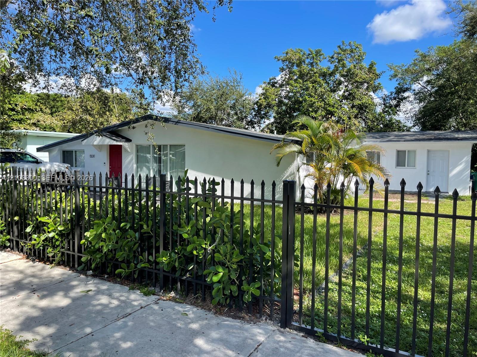 1331 NW 112th St # 1, Miami FL 33167
