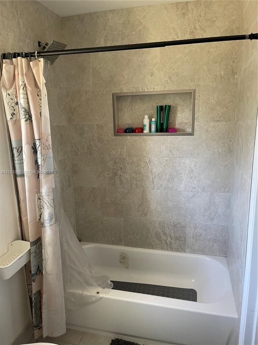 1331 NW 112th St # 1, Miami FL 33167 photo 4