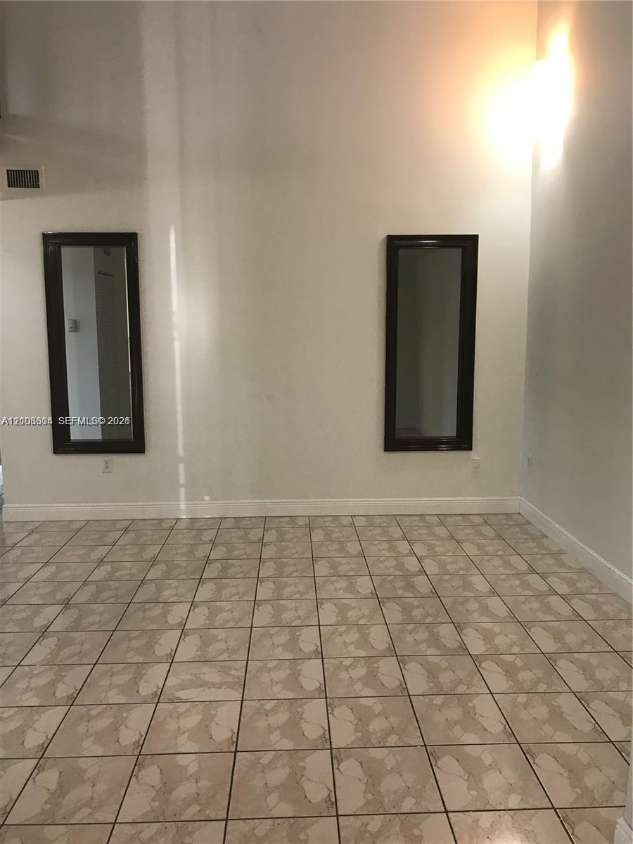 2403 SW 112th Ave, Miami FL 33165 photo 3