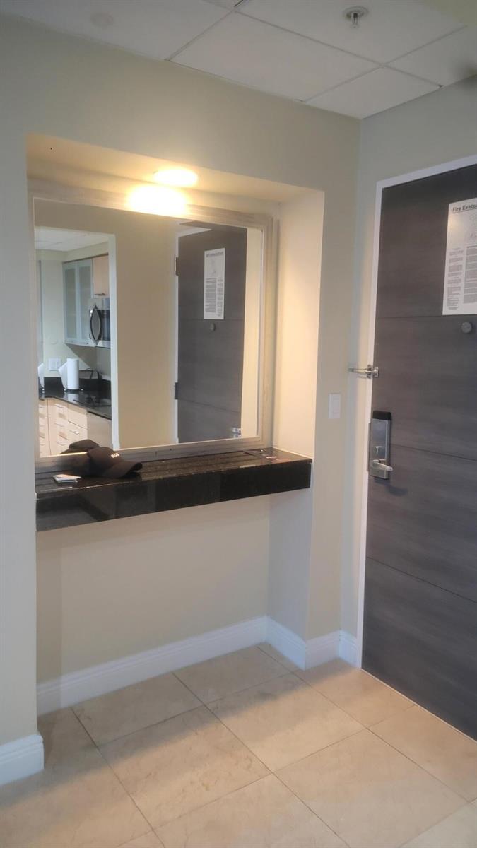 2670 E Sunrise Boulevard, Fort Lauderdale FL 33304 photo 2