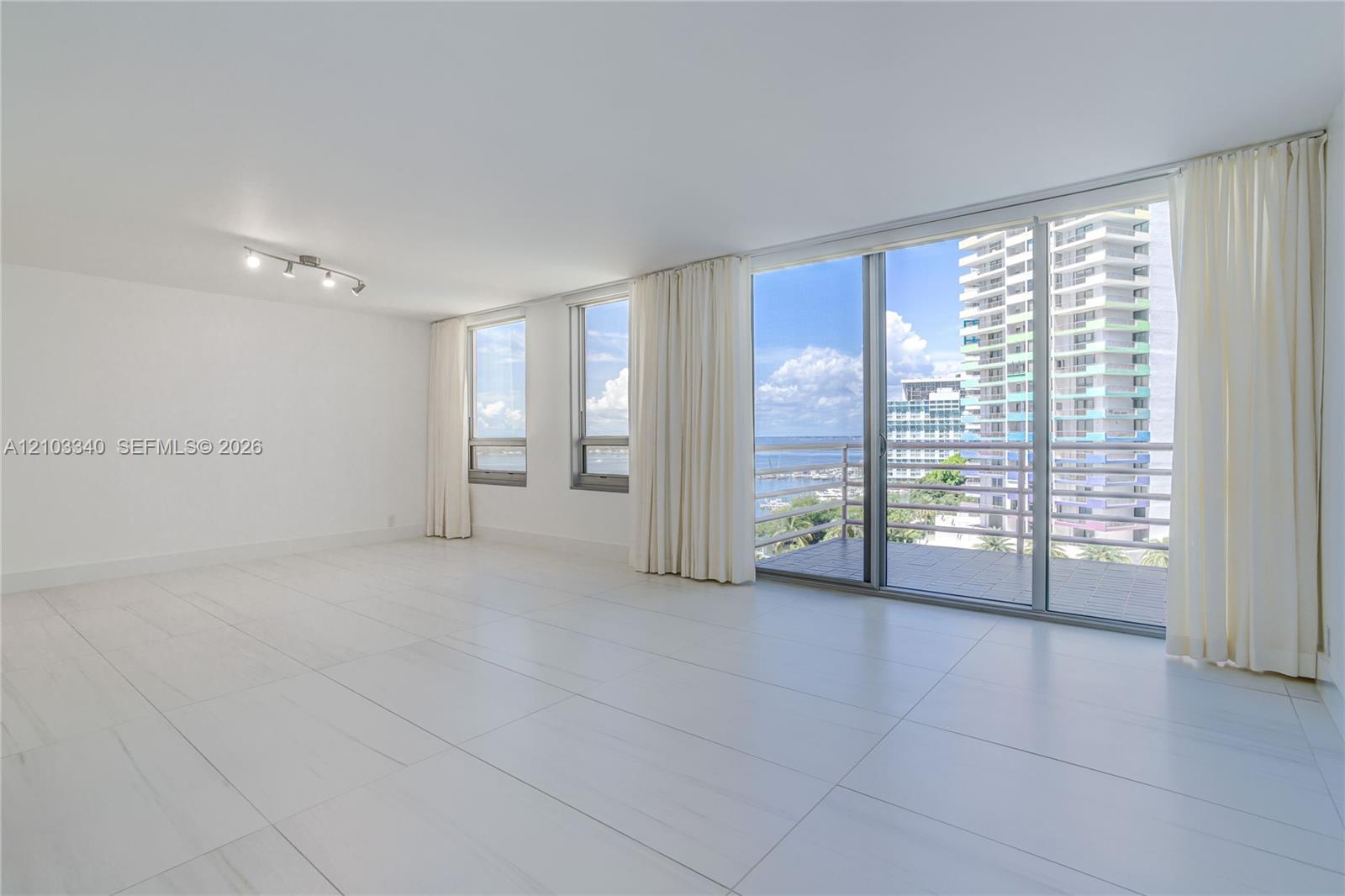 1541 Brickell Ave # C1008, Miami FL 33129 photo 2