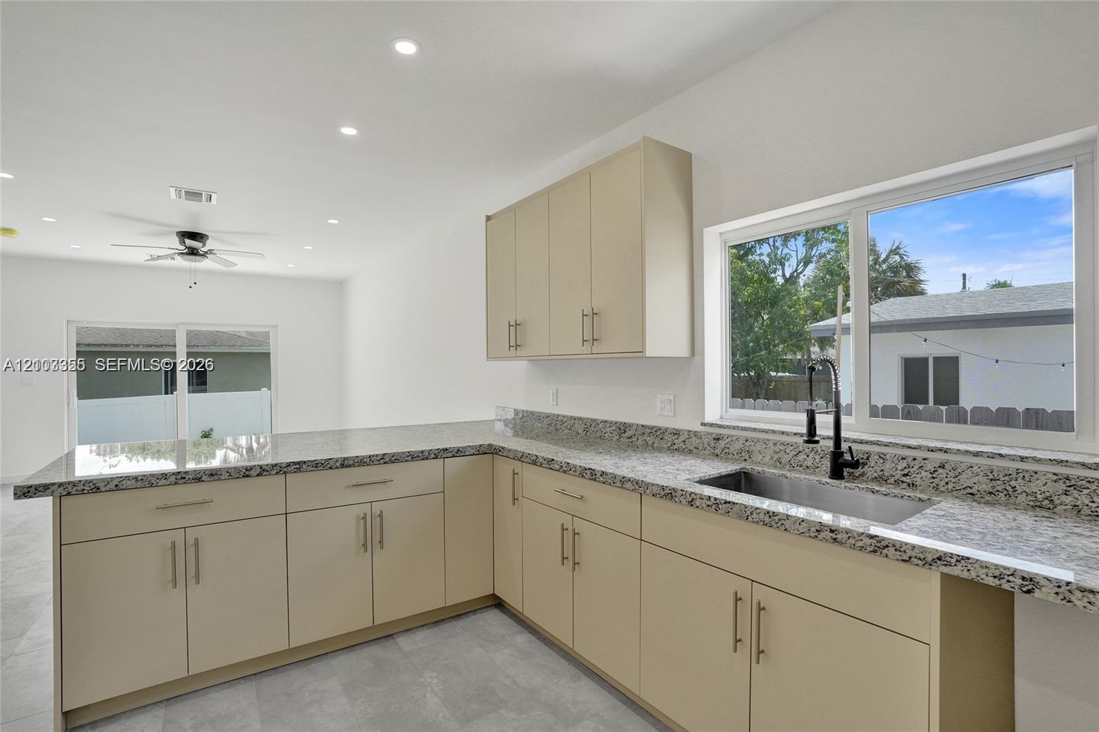 2536 NW 9th Ct, Fort Lauderdale FL 33311 photo 5