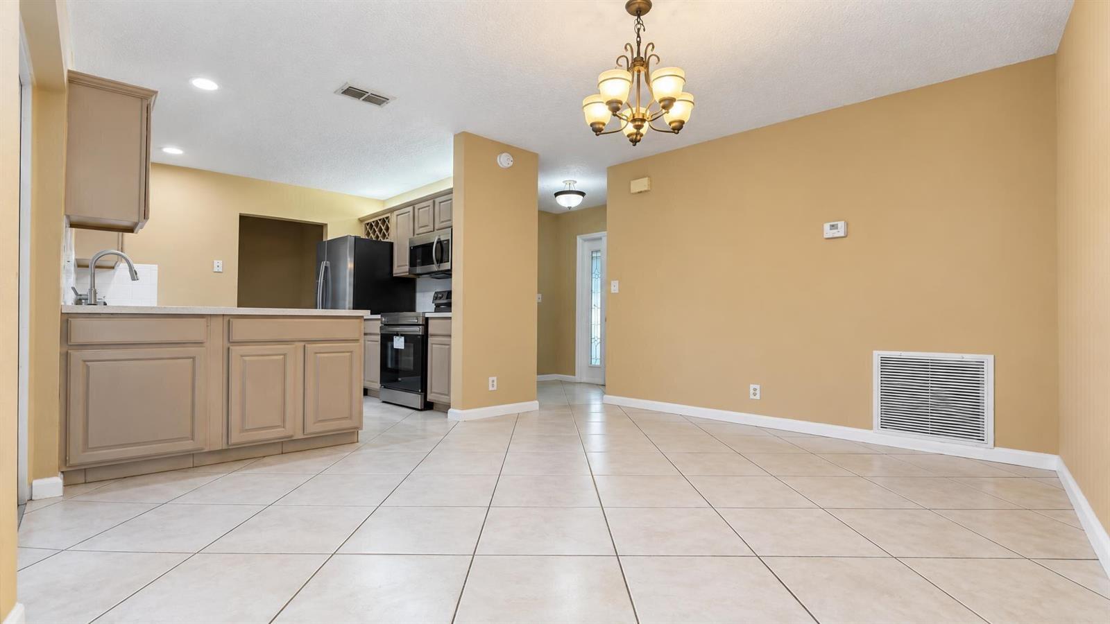 118 MOHIGAN Circle, Boca Raton FL 33487 photo 4