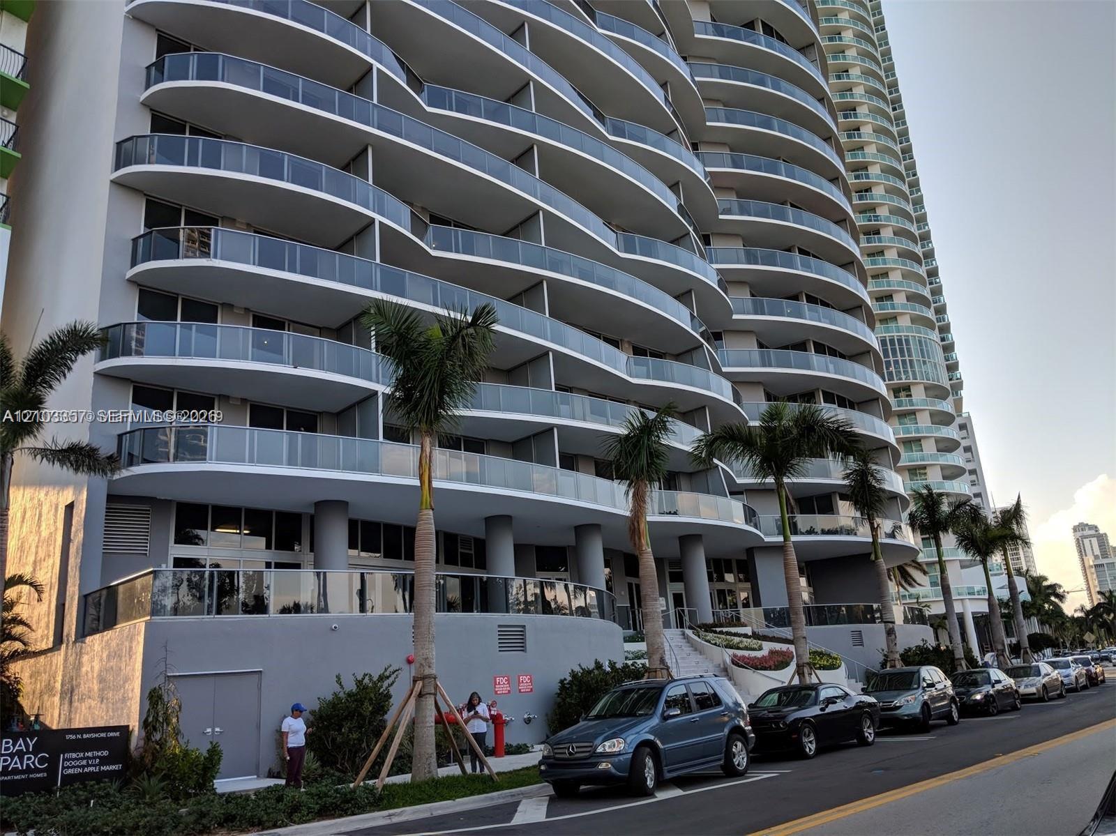 488 NE 18th St # 3108, Miami FL 33132 photo 2