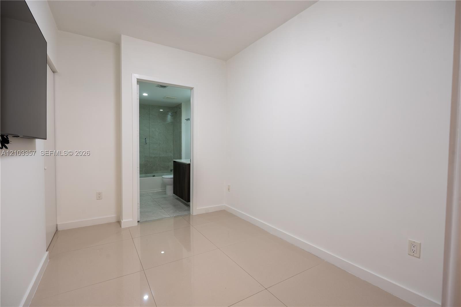 488 NE 18th St # 3108, Miami FL 33132 photo 5