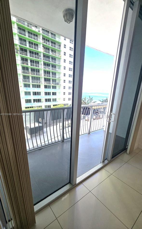 1750 N Bayshore Dr # 1209, Miami FL 33132 photo 2