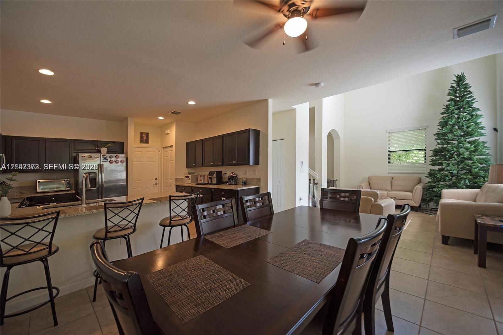 532 SE 34th Ter, Homestead FL 33033 photo 4