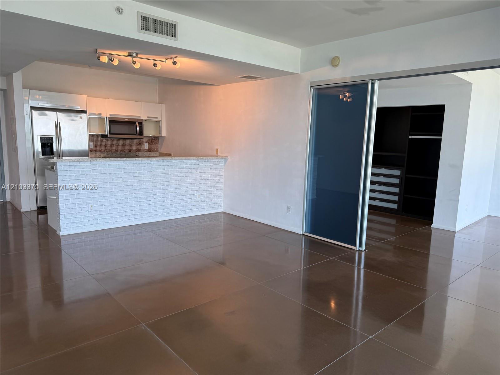 601 NE 36th St # 2602, Miami FL 33137 photo 4