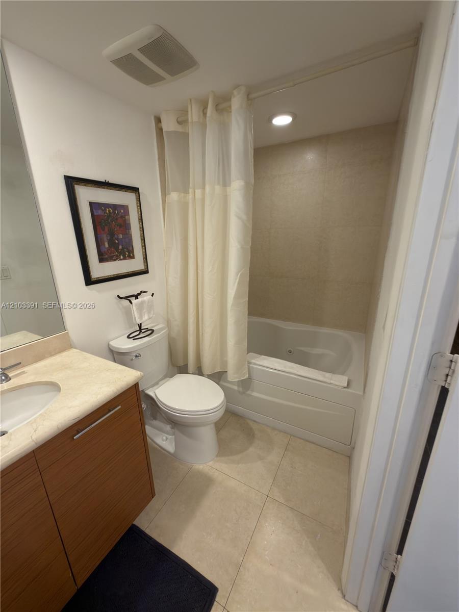 Miami, FL 33132 photo 2