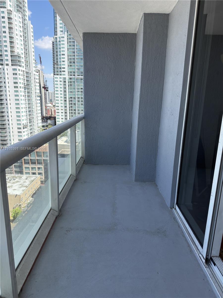Miami, FL 33132 photo 4
