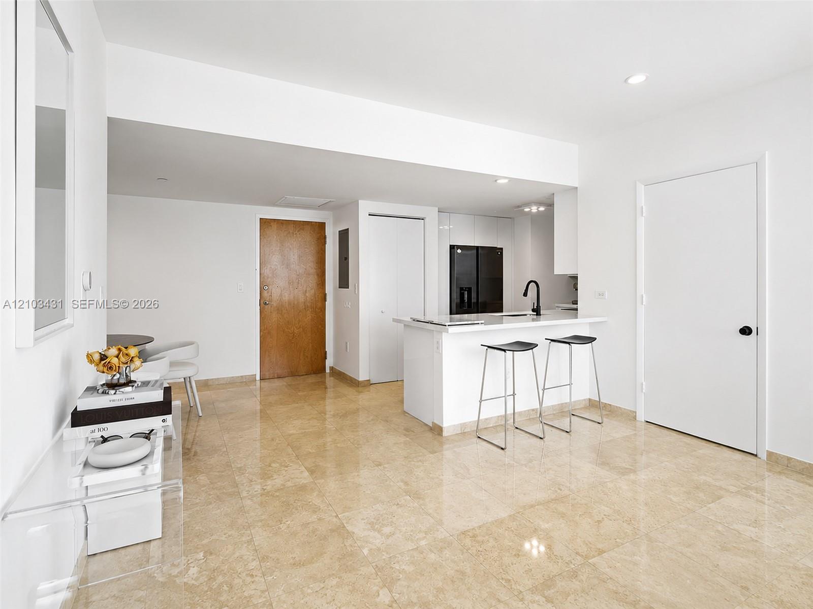 350 S Miami Ave # 2304, Miami FL 33130 photo 4