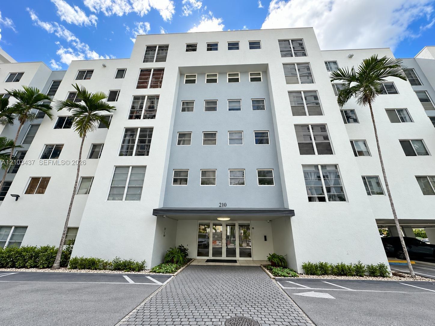 210 SW 11th St # 208, Miami FL 33130