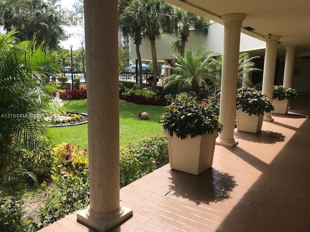 16919 N Bay Rd # 307, Sunny Isles Beach FL 33160 photo 4