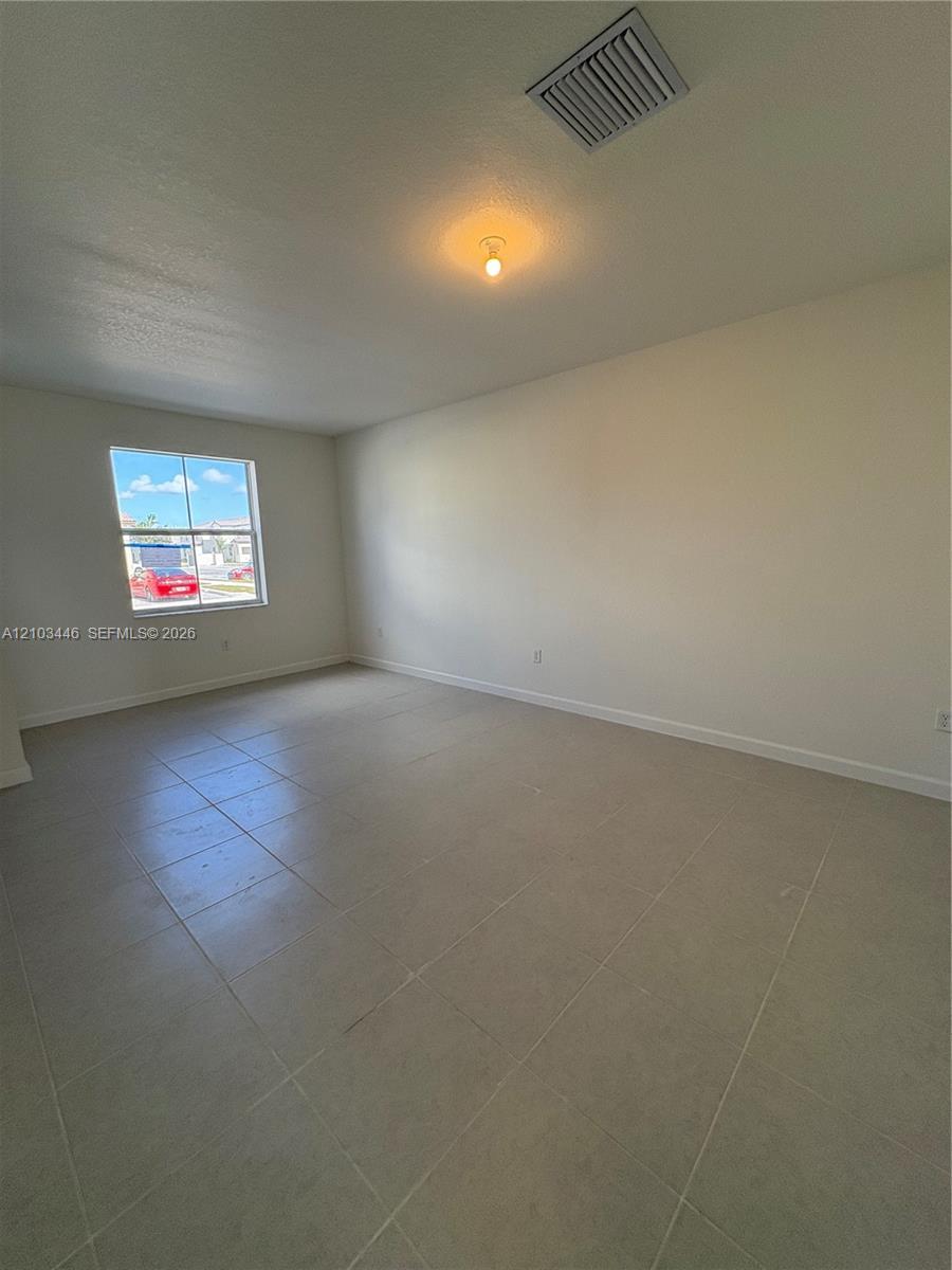 2558 SE 29th St # 2558, Homestead FL 33035 photo 3