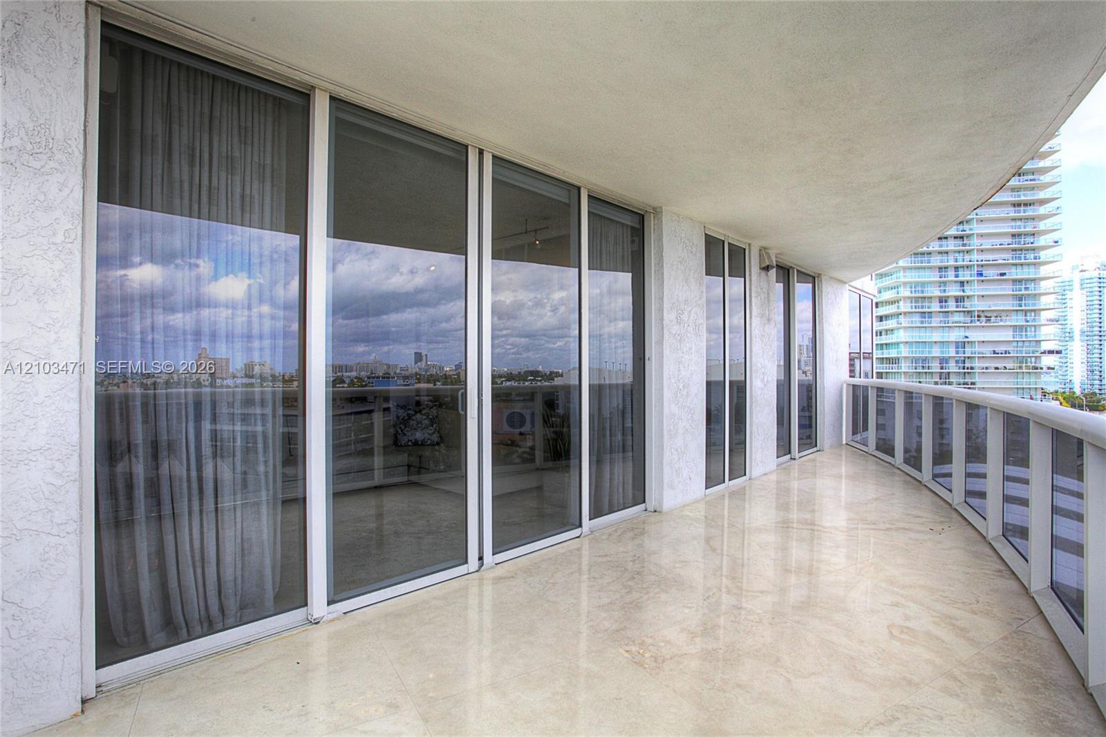400 Alton Rd # 811, Miami Beach FL 33139 photo 3