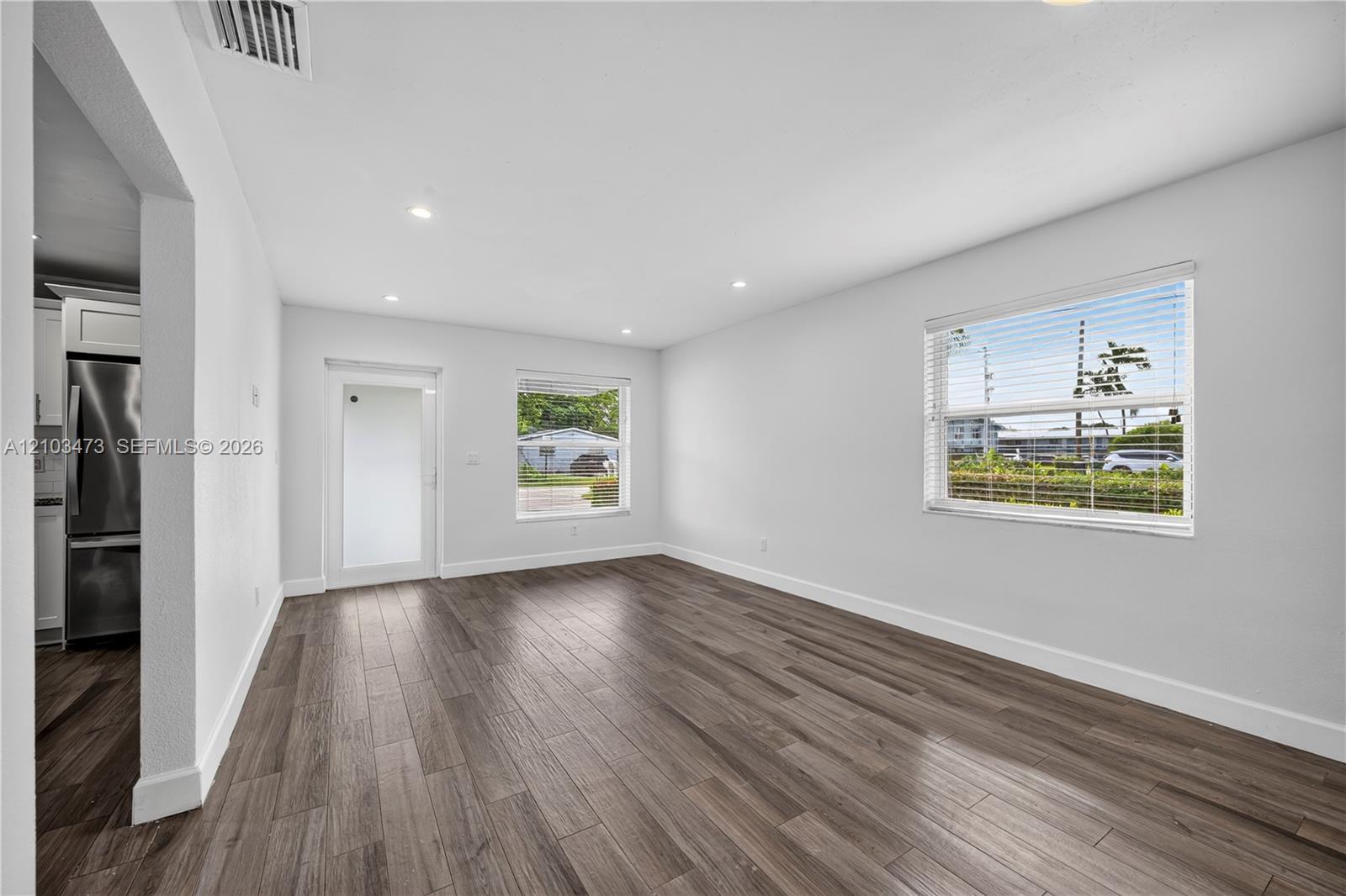 7353 SW 23rd St, Miami FL 33155 photo 2