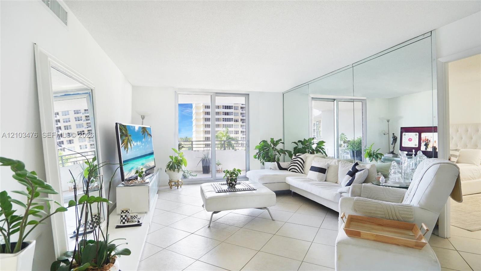 5555 Collins Ave # 6T, Miami Beach FL 33140