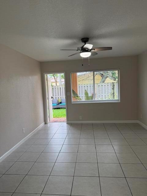 914 N J Street # 2, FL 33460 photo 2