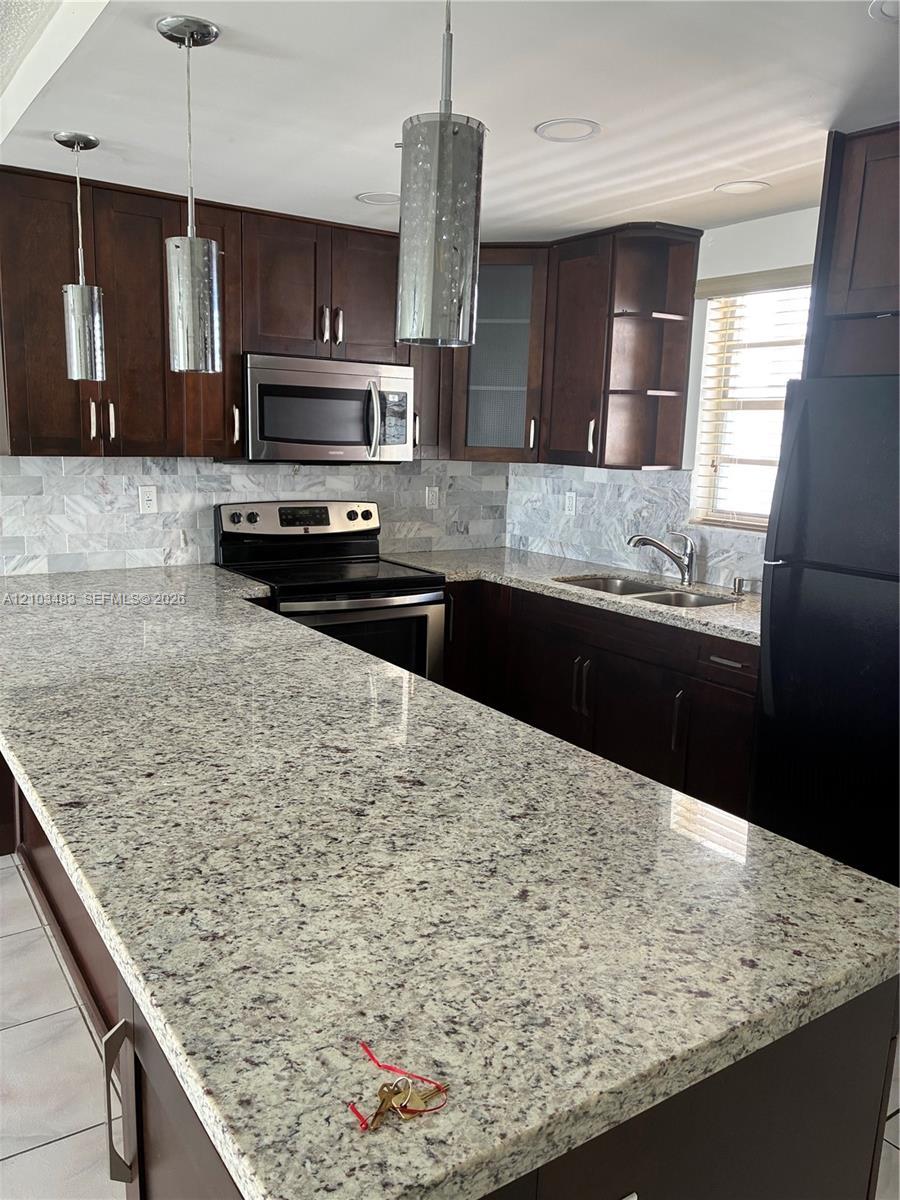 7705 Abbott Ave # 404, Miami Beach FL 33141 photo 3