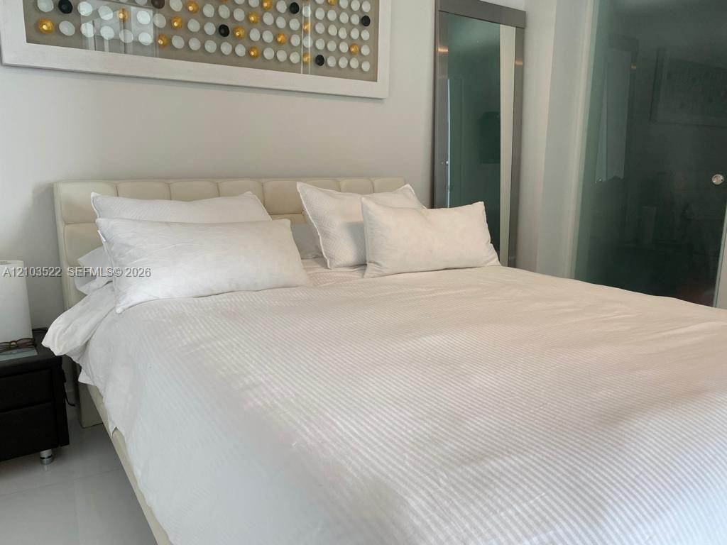 18201 Collins Ave # 3306, Sunny Isles Beach FL 33160 photo 3