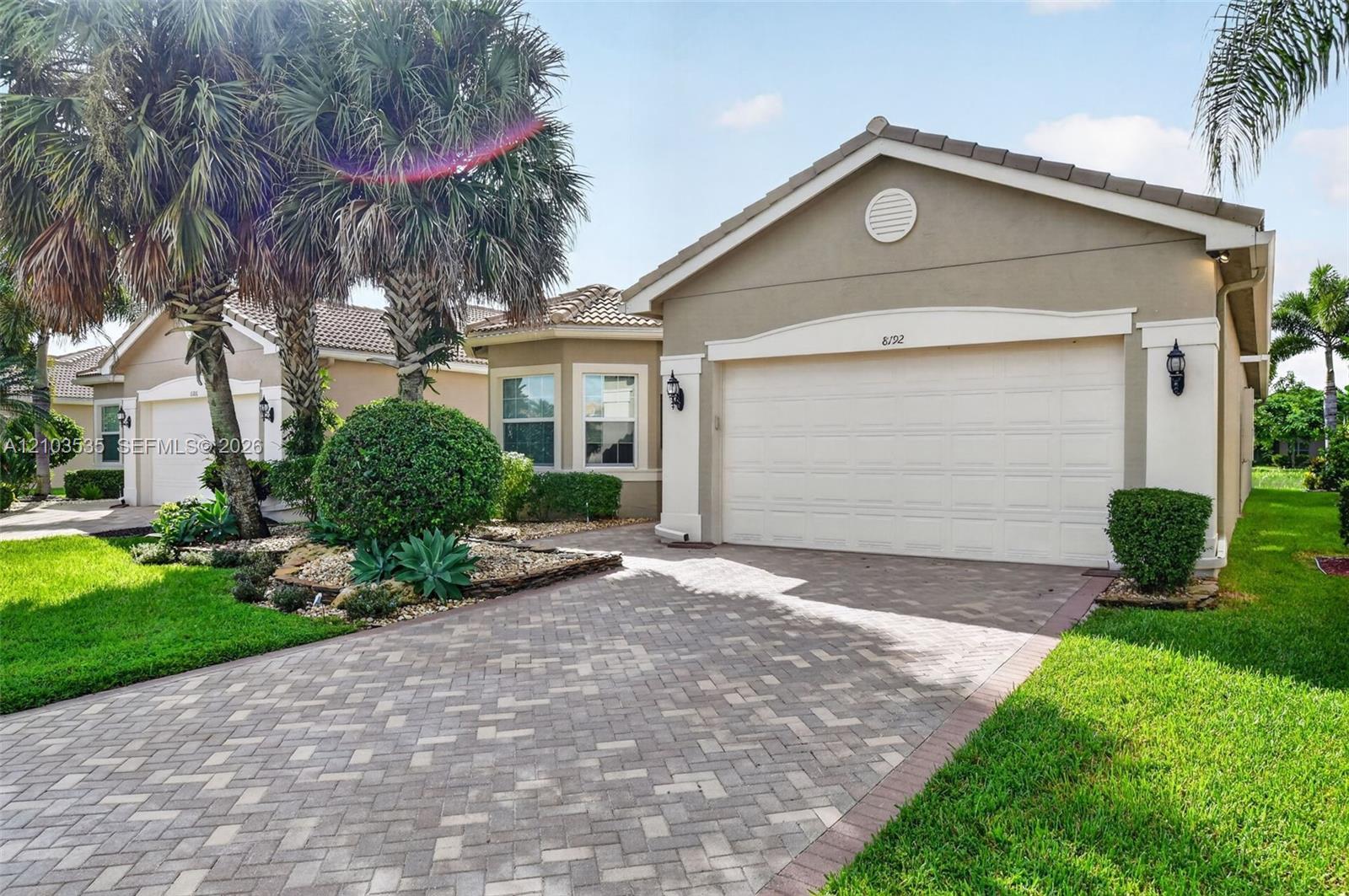 8192 N Pikes Peak Ave, Boynton Beach FL 33473 photo 2