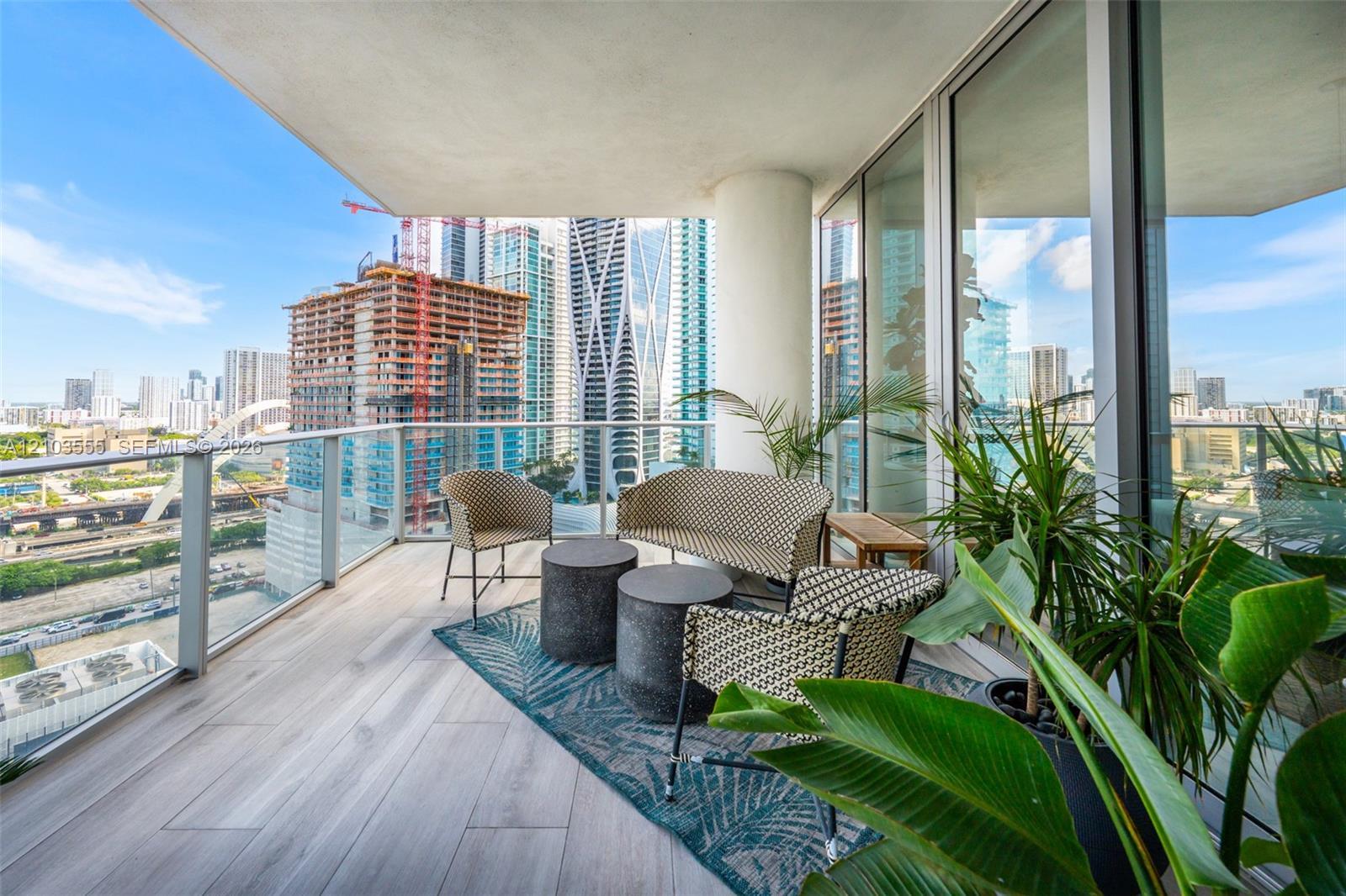 851 NE 1st Ave # 1901, Miami FL 33132 photo 5