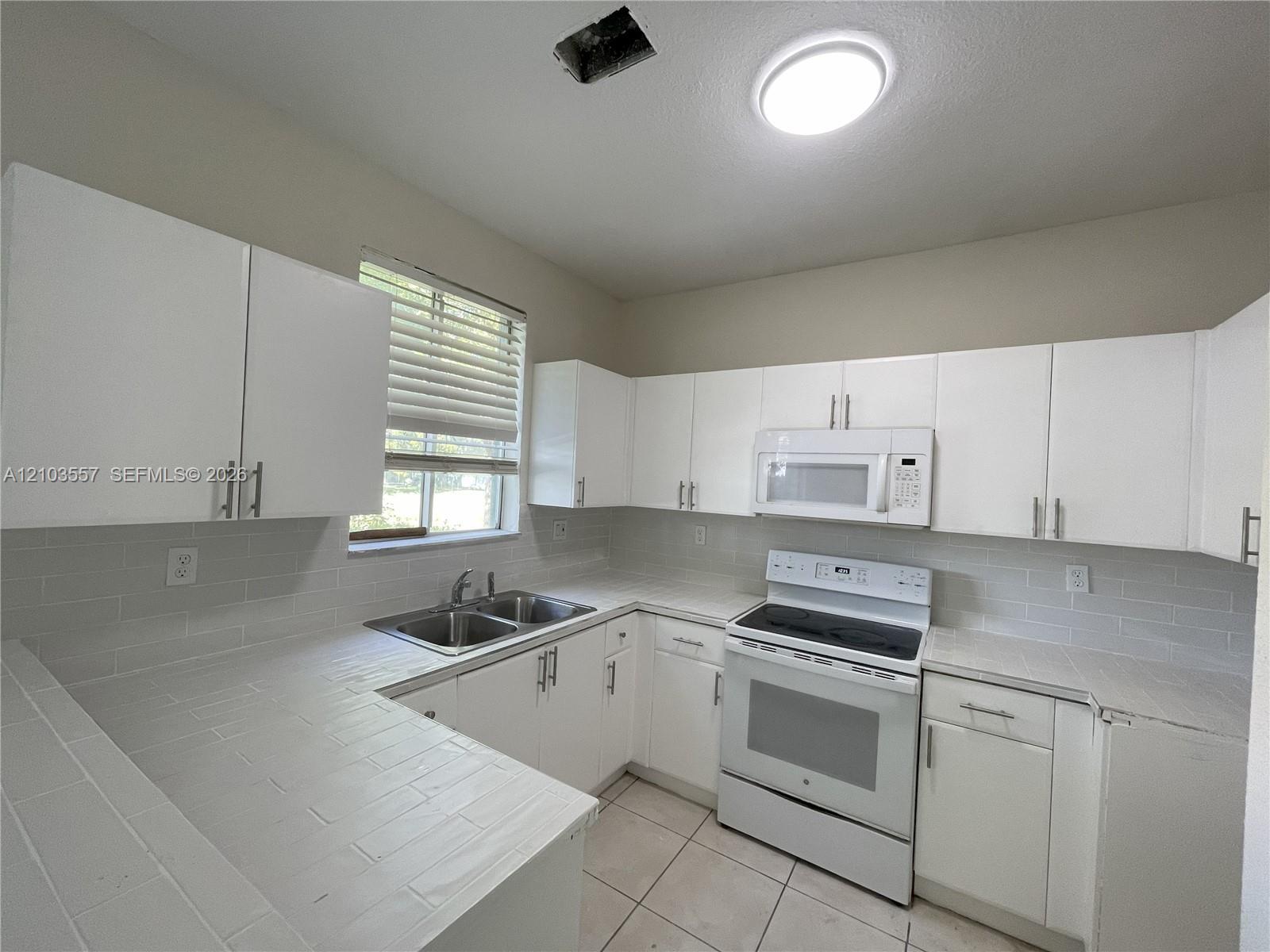 2865 SE 15th Rd # 72, Homestead FL 33035 photo 2