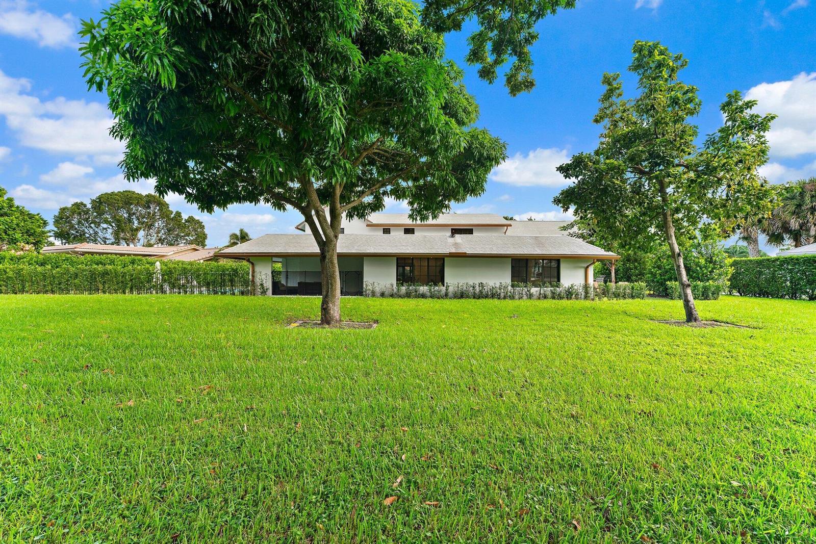 4456 Hickory Drive, Palm Beach Gardens FL 33418 photo 2