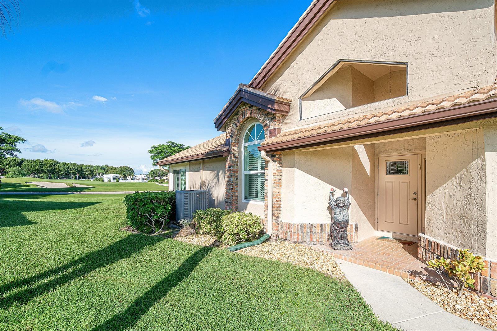 8213 CASSIA Drive, Boynton Beach FL 33472 photo 3