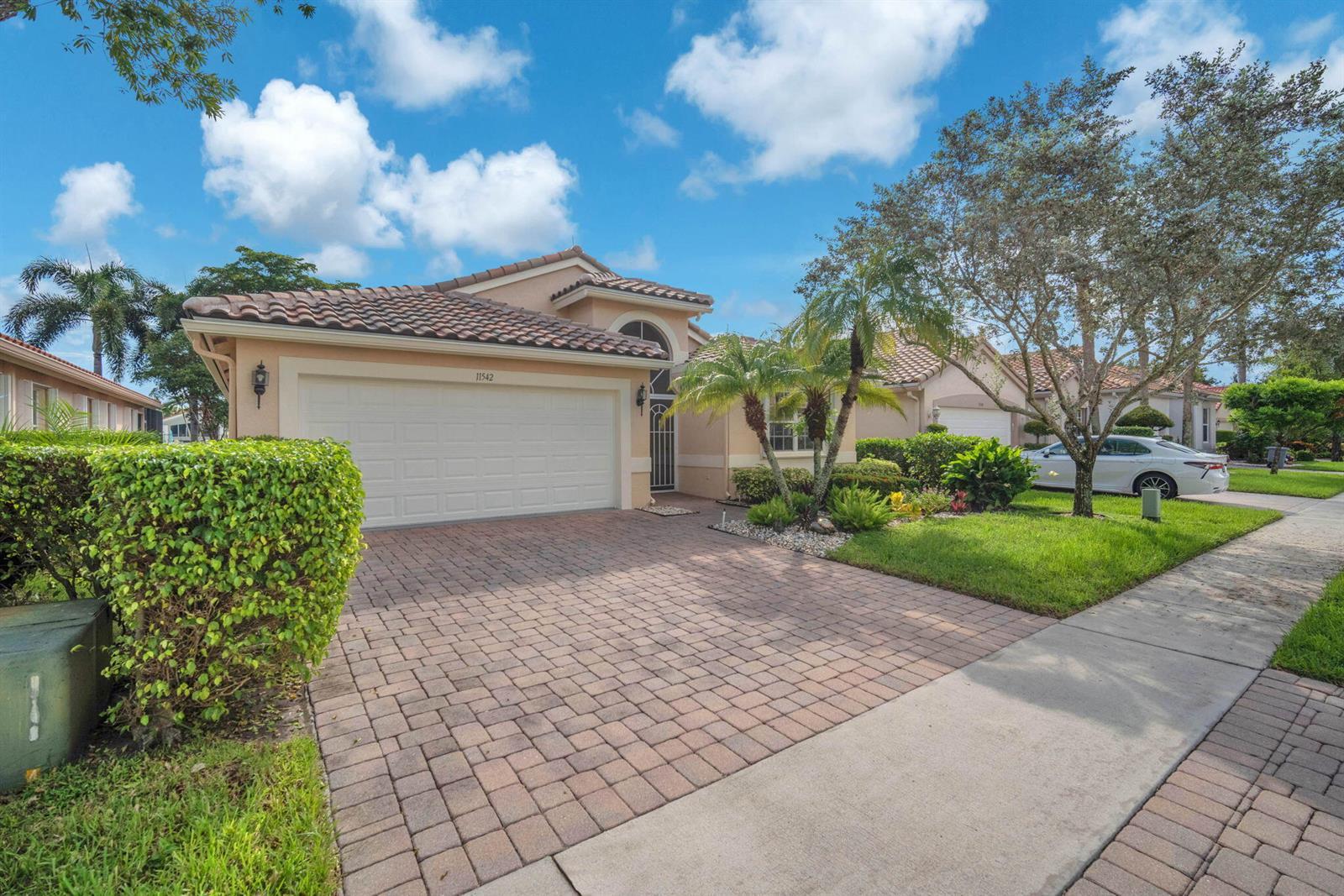 11542 SPRING OAK Avenue, Boynton Beach FL 33437 photo 2