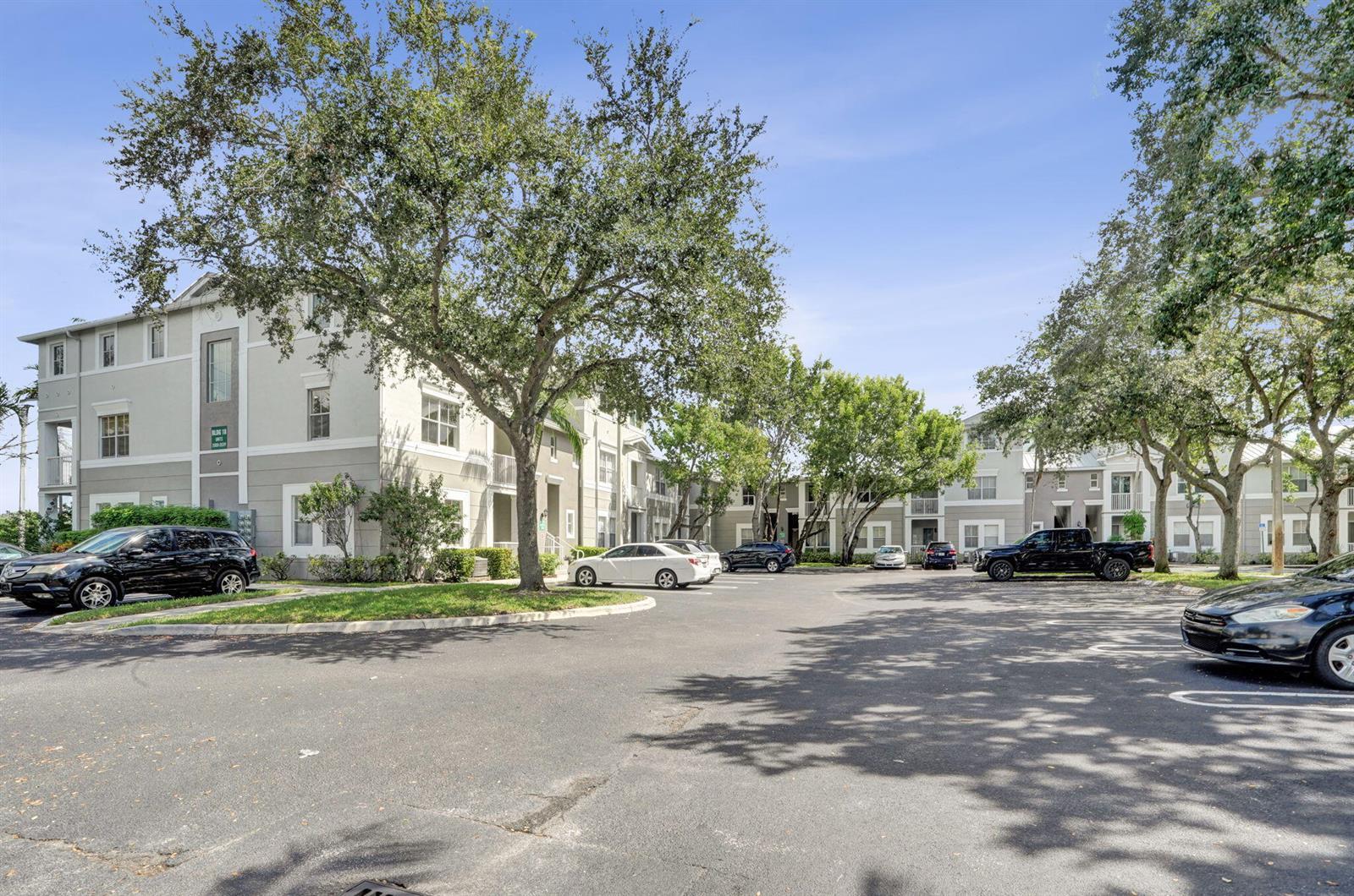 2016 Shoma Drive, Royal Palm Beach FL 33414 photo 3