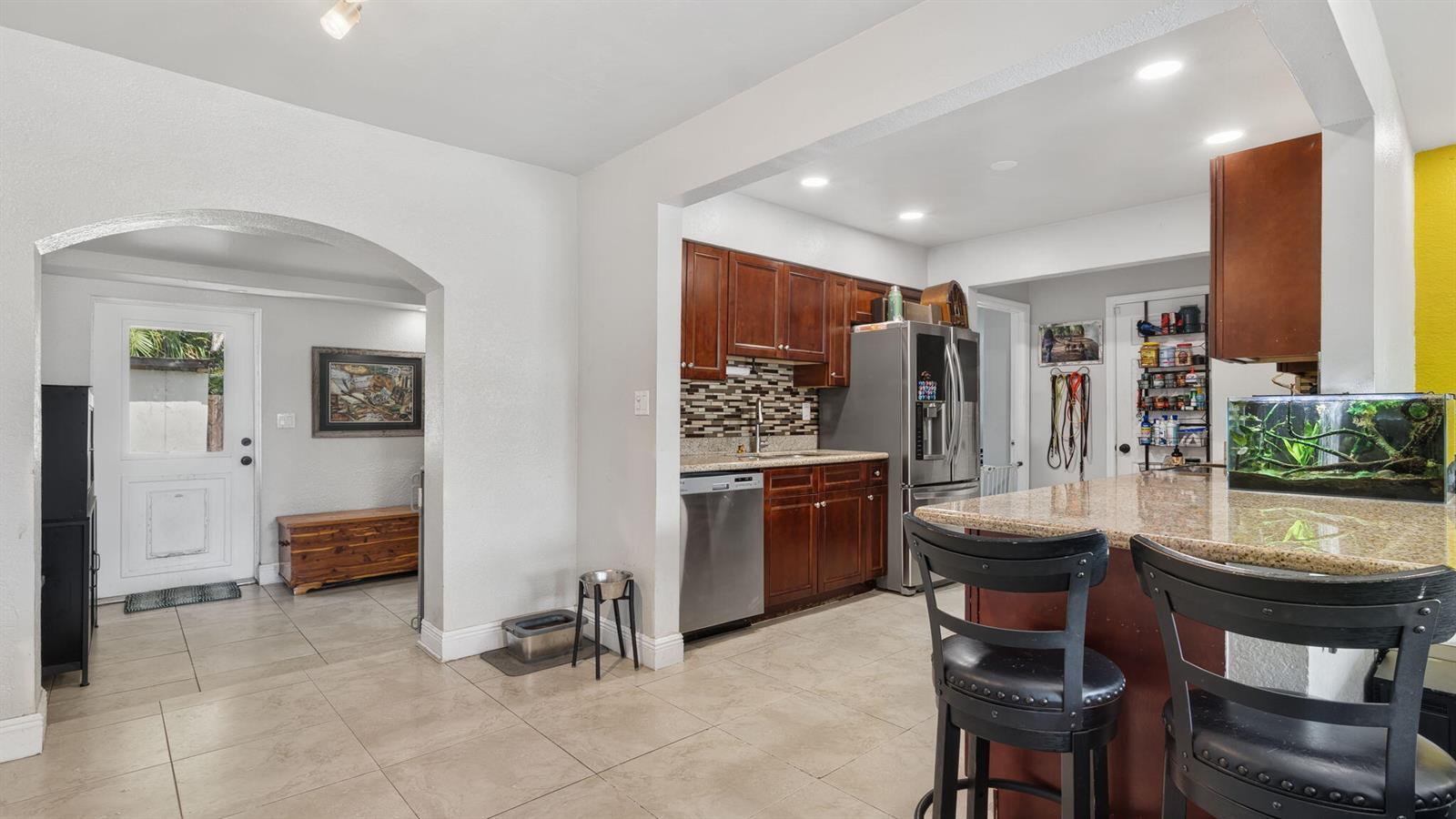 6311 LIBERTY Street, Hollywood FL 33024 photo 3
